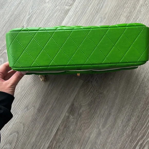 Green quilted leather bag - Picture 5 of 12